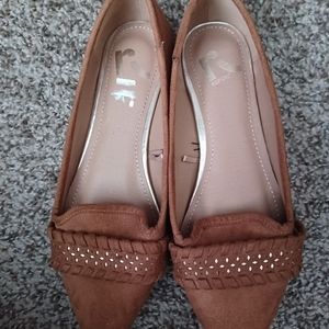Brown flats